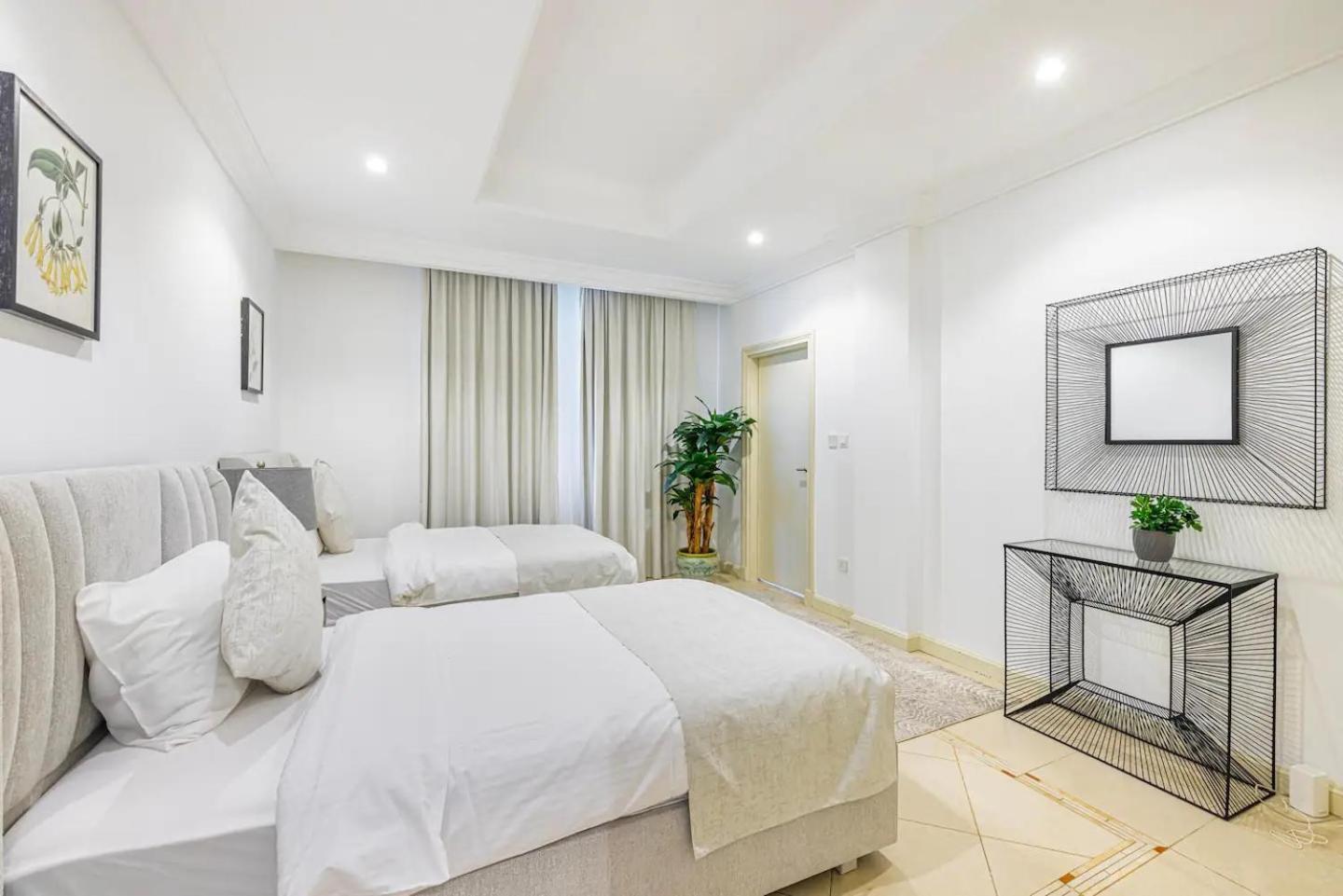 Contemporary With Stunning View Of The Sea Villa Dubai